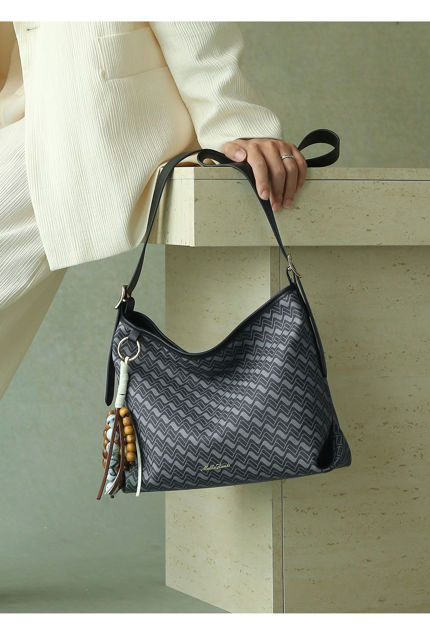 Product detail 27