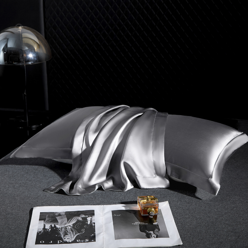 真丝枕套，真的能让你睡出“贵妇脸”吗？