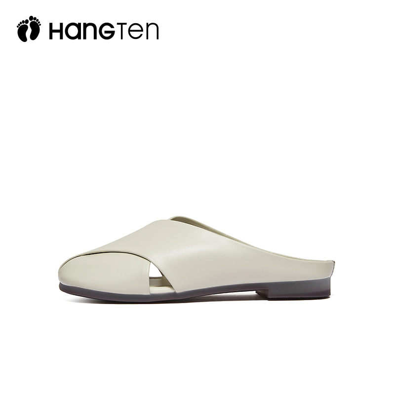 欢腾女凉鞋：夏日里的轻盈舞者，每一步都是自由的味道