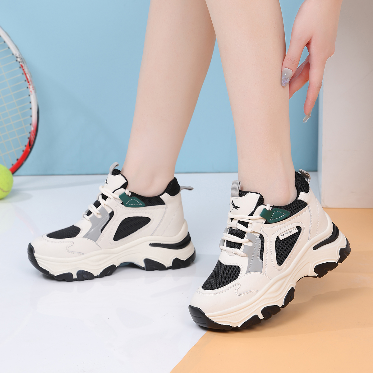 红蜻蜓老爹鞋测评｜厚底增高太绝了，小个子女生必入！