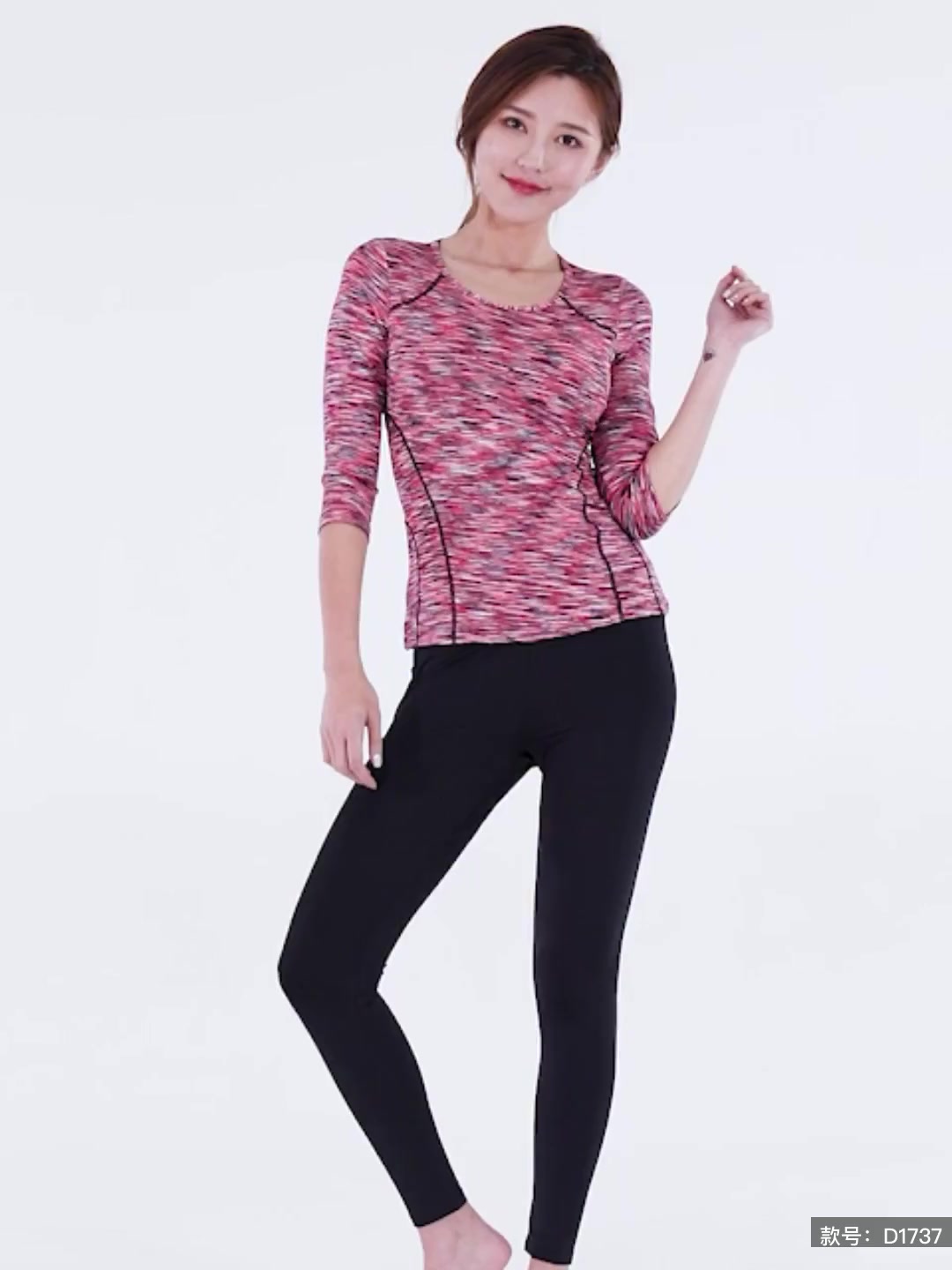 穿上这身瑜伽服，我差点以为自己是健身博主了！