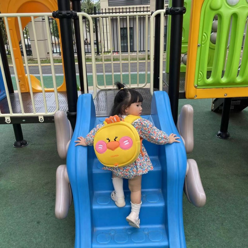 口力米大幼儿园书包：轻到飞起，防走失神器！