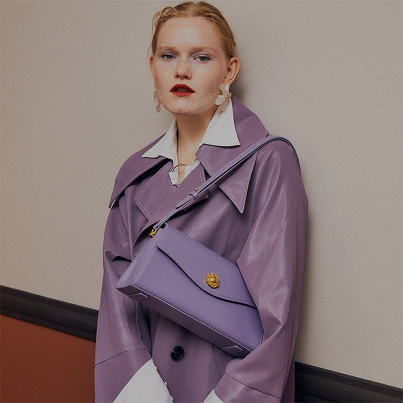 拉菲斯汀LA FESTIN单肩包：简约不简单，1399元值不值？