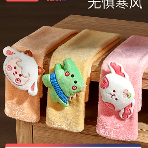 科巢Scoornest儿童毛绒围巾：文艺妈妈的冬日暖心小物，实测优缺点全解析