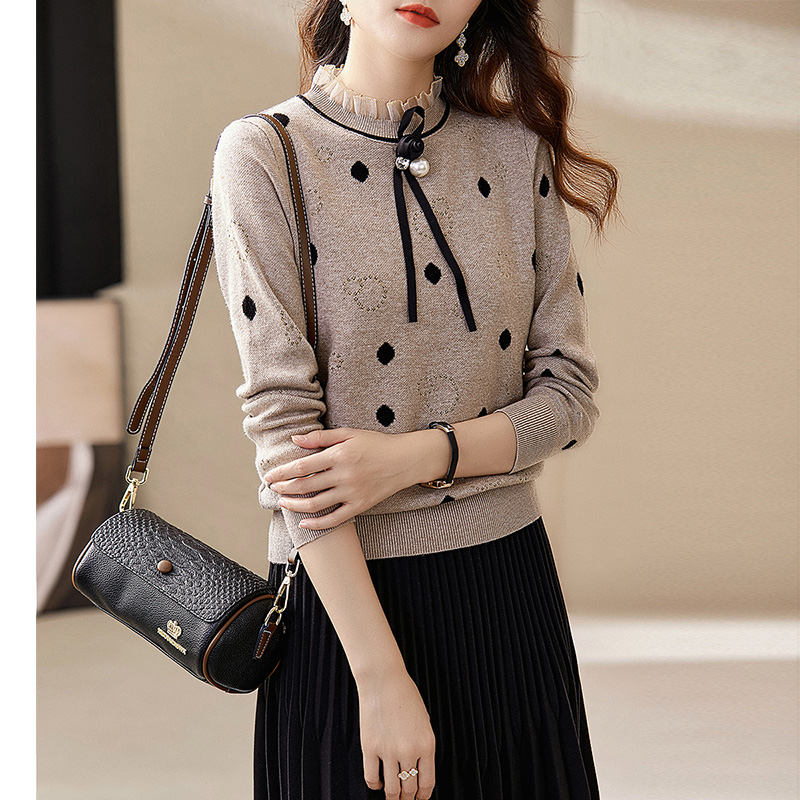 波点毛衣的独处冒险：当欧根纱遇上我的社恐日常