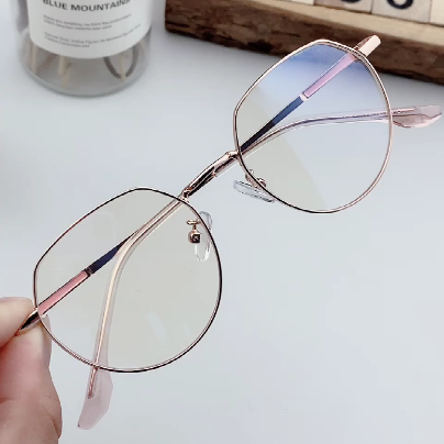 美艾伦多边形金属眼镜：轻到忘记存在，却让脸型瞬间小一号