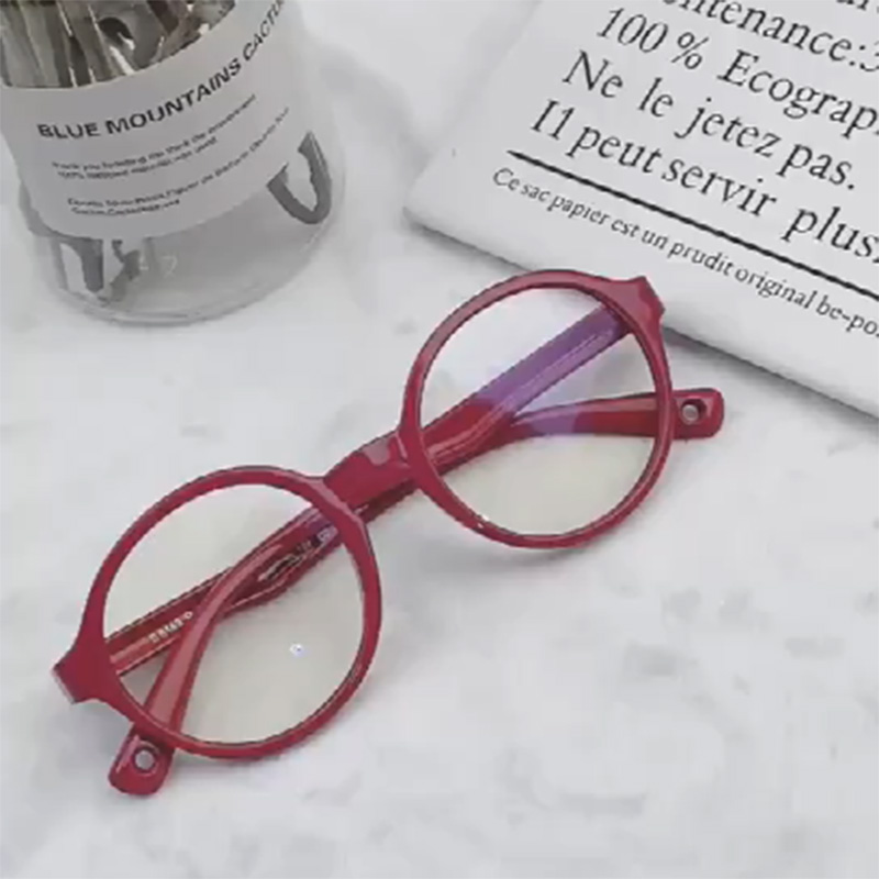 美艾伦儿童防蓝光护目镜：是智商税还是护眼神器？